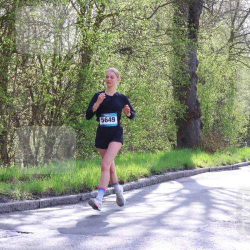 12.04.2026 - 45. Internationalen Wilhelmsburger Insellauf Yannick Fuchs http://msf.ph/oto/9487101 12.04.2026 10:37:24 Laufen 5649, 4866 meine-sportfotos.de