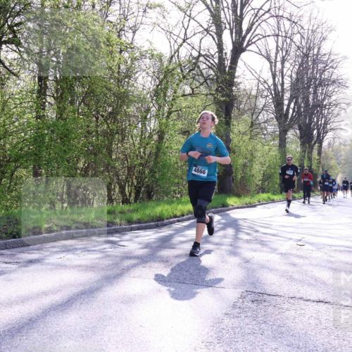 12.04.2026 - 45. Internationalen Wilhelmsburger Insellauf Yannick Fuchs http://msf.ph/oto/9487129 12.04.2026 10:37:26 Laufen 4866 meine-sportfotos.de