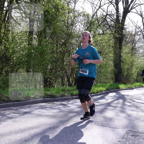 12.04.2026 - 45. Internationalen Wilhelmsburger Insellauf Yannick Fuchs http://msf.ph/oto/9487135 12.04.2026 10:37:27 Laufen 4866, 1760 meine-sportfotos.de