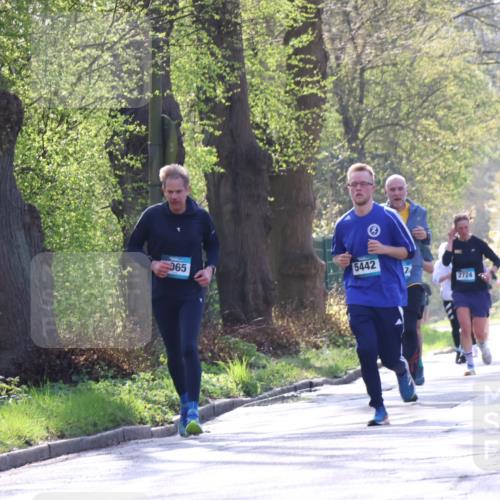 12.04.2026 - 45. Internationalen Wilhelmsburger Insellauf Yannick Fuchs http://msf.ph/oto/9487153 12.04.2026 10:31:40 Laufen 365, 5442, 2724, 2869, 4483 meine-sportfotos.de