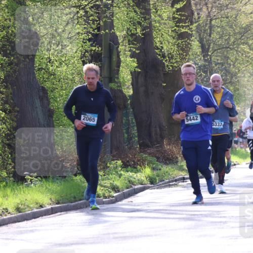 12.04.2026 - 45. Internationalen Wilhelmsburger Insellauf Yannick Fuchs http://msf.ph/oto/9487162 12.04.2026 10:31:41 Laufen 2065, 5442, 5337, 2724, 2869 meine-sportfotos.de