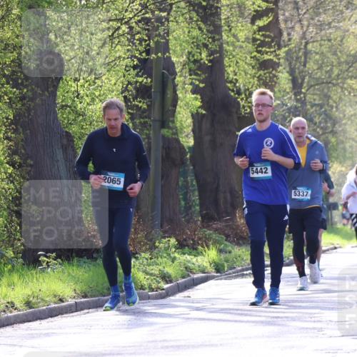 12.04.2026 - 45. Internationalen Wilhelmsburger Insellauf Yannick Fuchs http://msf.ph/oto/9487168 12.04.2026 10:31:41 Laufen 2065, 5442, 5337, 2724, 2869 meine-sportfotos.de