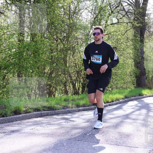 12.04.2026 - 45. Internationalen Wilhelmsburger Insellauf Yannick Fuchs http://msf.ph/oto/9487174 12.04.2026 10:37:30 Laufen 3760, 2054 meine-sportfotos.de