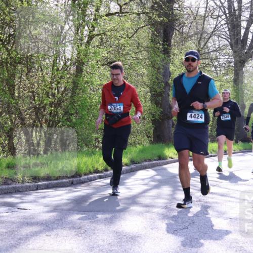 12.04.2026 - 45. Internationalen Wilhelmsburger Insellauf Yannick Fuchs http://msf.ph/oto/9487201 12.04.2026 10:37:32 Laufen 2054, 4424, 2846, 408 meine-sportfotos.de