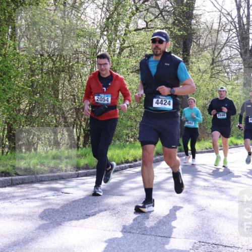 12.04.2026 - 45. Internationalen Wilhelmsburger Insellauf Yannick Fuchs http://msf.ph/oto/9487209 12.04.2026 10:37:33 Laufen 2054, 4424, 2992, 2846, 4088, 4768 meine-sportfotos.de