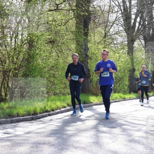 12.04.2026 - 45. Internationalen Wilhelmsburger Insellauf Yannick Fuchs http://msf.ph/oto/9487230 12.04.2026 10:31:47 Laufen 5442, 2065, 5337, 2724, 4483 meine-sportfotos.de