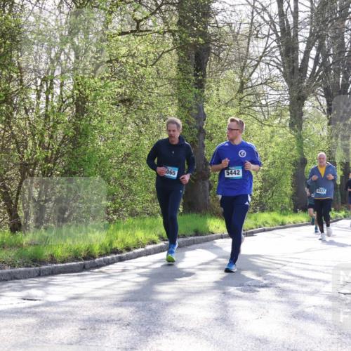 12.04.2026 - 45. Internationalen Wilhelmsburger Insellauf Yannick Fuchs http://msf.ph/oto/9487232 12.04.2026 10:31:47 Laufen 065, 5442, 5337, 4483 meine-sportfotos.de