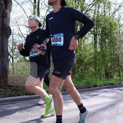 12.04.2026 - 45. Internationalen Wilhelmsburger Insellauf Yannick Fuchs http://msf.ph/oto/9487247 12.04.2026 10:37:36 Laufen 2840, 4088 meine-sportfotos.de
