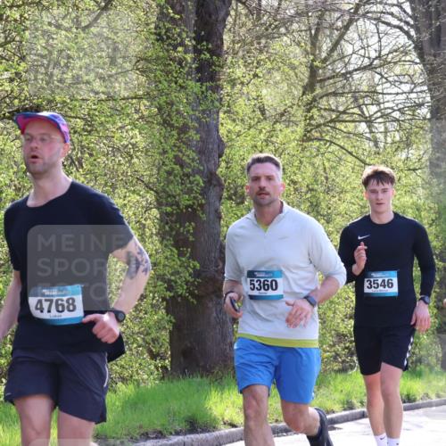 12.04.2026 - 45. Internationalen Wilhelmsburger Insellauf Yannick Fuchs http://msf.ph/oto/9487259 12.04.2026 10:37:38 Laufen 4768, 5360, 3546, 3363 meine-sportfotos.de