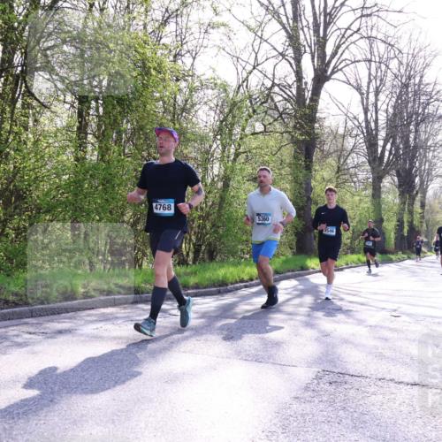 12.04.2026 - 45. Internationalen Wilhelmsburger Insellauf Yannick Fuchs http://msf.ph/oto/9487273 12.04.2026 10:37:39 Laufen 4768, 5360, 3546 meine-sportfotos.de