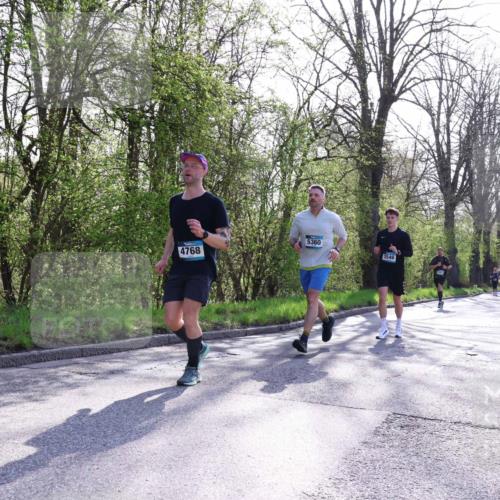 12.04.2026 - 45. Internationalen Wilhelmsburger Insellauf Yannick Fuchs http://msf.ph/oto/9487275 12.04.2026 10:37:39 Laufen 4768, 5360, 3546 meine-sportfotos.de