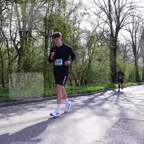 12.04.2026 - 45. Internationalen Wilhelmsburger Insellauf Yannick Fuchs http://msf.ph/oto/9487299 12.04.2026 10:37:41 Laufen 3546, 1363, 3186 meine-sportfotos.de