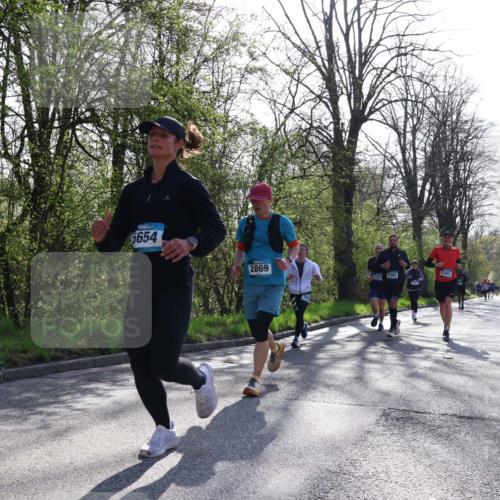12.04.2026 - 45. Internationalen Wilhelmsburger Insellauf Yannick Fuchs http://msf.ph/oto/9487313 12.04.2026 10:31:56 Laufen 6654, 2869, 2262, 2263 meine-sportfotos.de