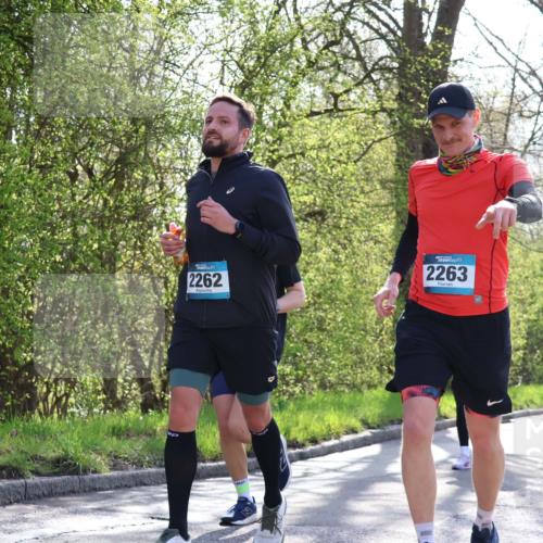12.04.2026 - 45. Internationalen Wilhelmsburger Insellauf Yannick Fuchs http://msf.ph/oto/9487331 12.04.2026 10:31:58 Laufen 2262, 2263, 1440 meine-sportfotos.de