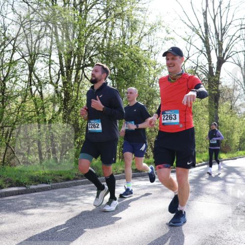 12.04.2026 - 45. Internationalen Wilhelmsburger Insellauf Yannick Fuchs http://msf.ph/oto/9487337 12.04.2026 10:31:59 Laufen 2262, 2263, 5647 meine-sportfotos.de