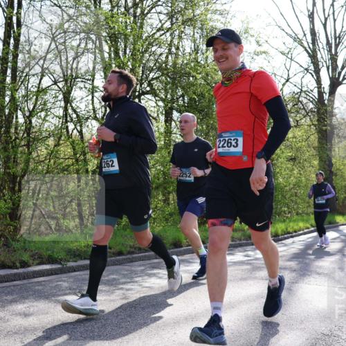 12.04.2026 - 45. Internationalen Wilhelmsburger Insellauf Yannick Fuchs http://msf.ph/oto/9487339 12.04.2026 10:31:59 Laufen 262, 2252, 2263, 5647 meine-sportfotos.de