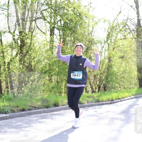 12.04.2026 - 45. Internationalen Wilhelmsburger Insellauf Yannick Fuchs http://msf.ph/oto/9487353 12.04.2026 10:32:01 Laufen 5647 meine-sportfotos.de