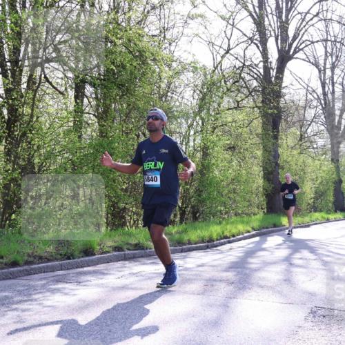 12.04.2026 - 45. Internationalen Wilhelmsburger Insellauf Yannick Fuchs http://msf.ph/oto/9487375 12.04.2026 10:32:03 Laufen 5, 5840, 4349 meine-sportfotos.de