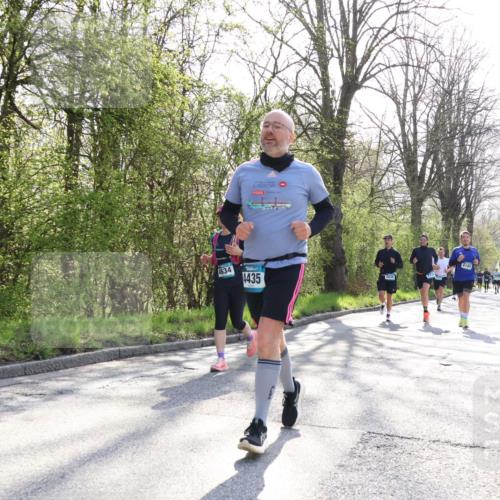 12.04.2026 - 45. Internationalen Wilhelmsburger Insellauf Yannick Fuchs http://msf.ph/oto/9487386 12.04.2026 10:37:51 Laufen 4634, 4435, 2635, 4185, 2179 meine-sportfotos.de