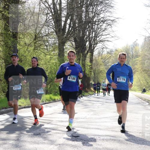 12.04.2026 - 45. Internationalen Wilhelmsburger Insellauf Yannick Fuchs http://msf.ph/oto/9487400 12.04.2026 10:37:53 Laufen 2635, 2732, 4185, 2179 meine-sportfotos.de