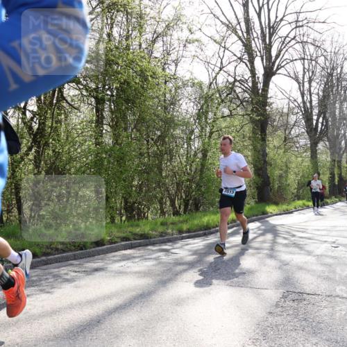12.04.2026 - 45. Internationalen Wilhelmsburger Insellauf Yannick Fuchs http://msf.ph/oto/9487434 12.04.2026 10:37:56 Laufen 3513 meine-sportfotos.de