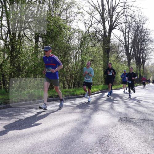 12.04.2026 - 45. Internationalen Wilhelmsburger Insellauf Yannick Fuchs http://msf.ph/oto/9487477 12.04.2026 10:32:14 Laufen 308, 2039, 3091, 4615 meine-sportfotos.de