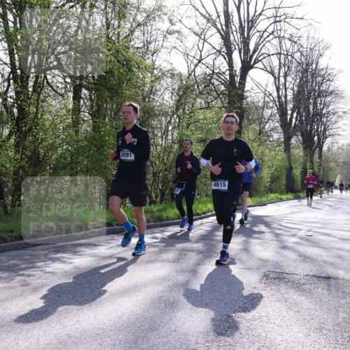 12.04.2026 - 45. Internationalen Wilhelmsburger Insellauf Yannick Fuchs http://msf.ph/oto/9487498 12.04.2026 10:32:15 Laufen 2039, 3091, 4615 meine-sportfotos.de