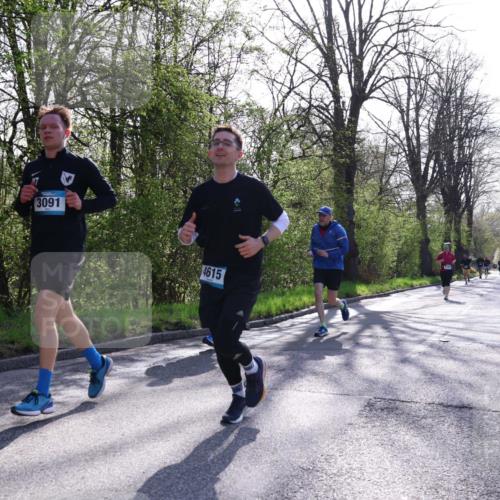 12.04.2026 - 45. Internationalen Wilhelmsburger Insellauf Yannick Fuchs http://msf.ph/oto/9487502 12.04.2026 10:32:16 Laufen 3091, 4615 meine-sportfotos.de
