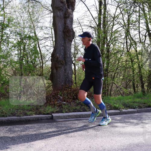 12.04.2026 - 45. Internationalen Wilhelmsburger Insellauf Yannick Fuchs http://msf.ph/oto/9487509 12.04.2026 10:38:03 Laufen  meine-sportfotos.de