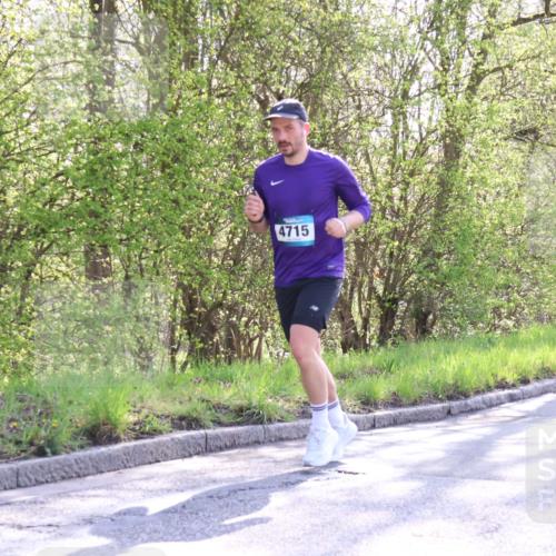 12.04.2026 - 45. Internationalen Wilhelmsburger Insellauf Yannick Fuchs http://msf.ph/oto/9487558 12.04.2026 10:38:08 Laufen 4715 meine-sportfotos.de