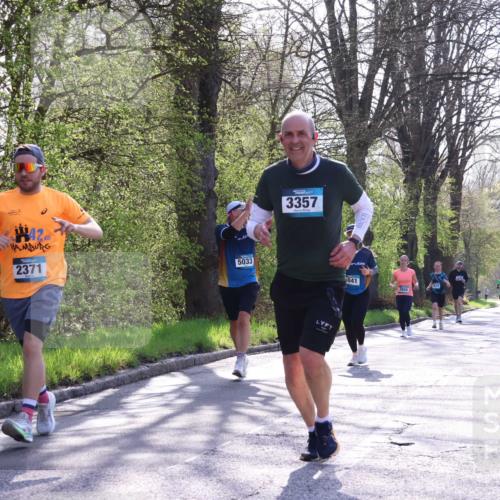 12.04.2026 - 45. Internationalen Wilhelmsburger Insellauf Yannick Fuchs http://msf.ph/oto/9487595 12.04.2026 10:38:12 Laufen 3357, 42, 2371, 5033, 041, 2655 meine-sportfotos.de