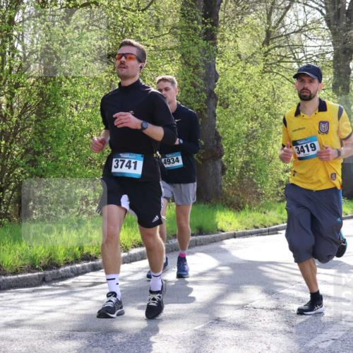 12.04.2026 - 45. Internationalen Wilhelmsburger Insellauf Yannick Fuchs http://msf.ph/oto/9487604 12.04.2026 10:32:29 Laufen 3741, 4934, 3419, 3779 meine-sportfotos.de