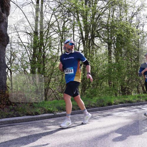 12.04.2026 - 45. Internationalen Wilhelmsburger Insellauf Yannick Fuchs http://msf.ph/oto/9487639 12.04.2026 10:38:15 Laufen 5033, 5041 meine-sportfotos.de