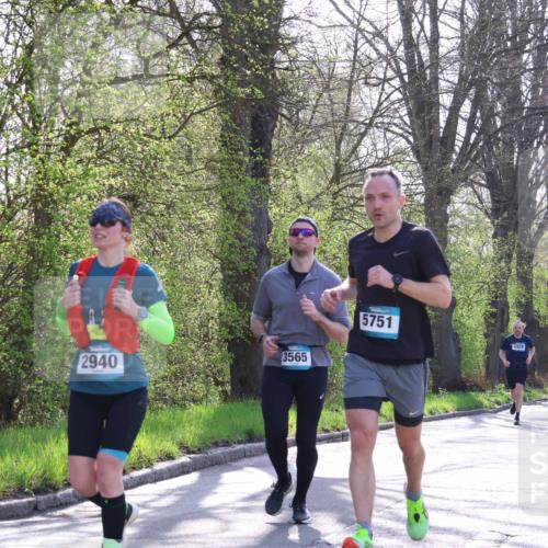 12.04.2026 - 45. Internationalen Wilhelmsburger Insellauf Yannick Fuchs http://msf.ph/oto/9487669 12.04.2026 10:32:35 Laufen 2940, 3565, 5751, 4428 meine-sportfotos.de