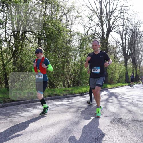 12.04.2026 - 45. Internationalen Wilhelmsburger Insellauf Yannick Fuchs http://msf.ph/oto/9487682 12.04.2026 10:32:36 Laufen 2940, 5751 meine-sportfotos.de