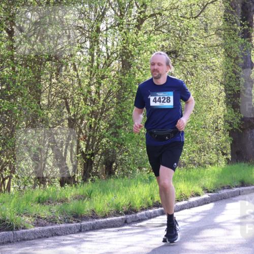 12.04.2026 - 45. Internationalen Wilhelmsburger Insellauf Yannick Fuchs http://msf.ph/oto/9487715 12.04.2026 10:32:41 Laufen 4428 meine-sportfotos.de