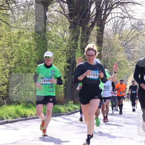 12.04.2026 - 45. Internationalen Wilhelmsburger Insellauf Yannick Fuchs http://msf.ph/oto/9487728 12.04.2026 10:38:24 Laufen 2649, 103, 3556, 4659, 2392, 4539 meine-sportfotos.de