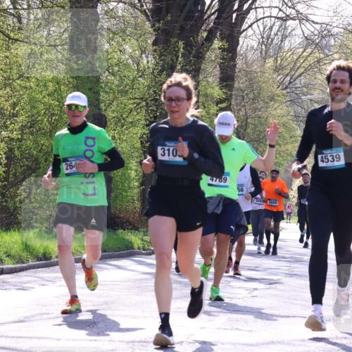 12.04.2026 - 45. Internationalen Wilhelmsburger Insellauf Yannick Fuchs http://msf.ph/oto/9487732 12.04.2026 10:38:24 Laufen 264, 310, 4789, 56, 3550, 4659, 4539 meine-sportfotos.de