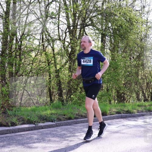 12.04.2026 - 45. Internationalen Wilhelmsburger Insellauf Yannick Fuchs http://msf.ph/oto/9487736 12.04.2026 10:32:43 Laufen 4428 meine-sportfotos.de