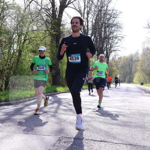 12.04.2026 - 45. Internationalen Wilhelmsburger Insellauf Yannick Fuchs http://msf.ph/oto/9487765 12.04.2026 10:38:26 Laufen 310, 2649, 4539, 3326, 4789 meine-sportfotos.de