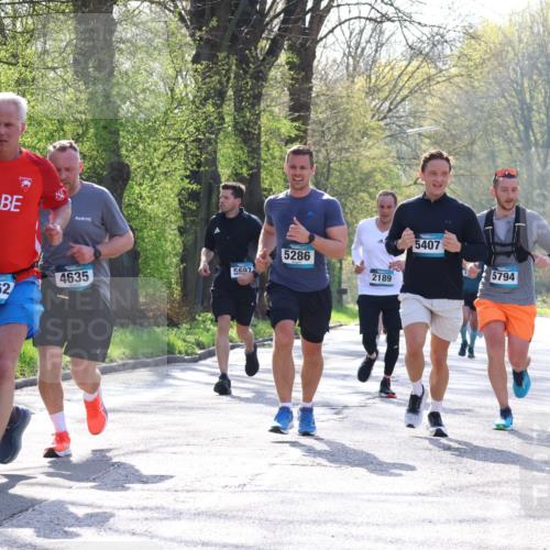 12.04.2026 - 45. Internationalen Wilhelmsburger Insellauf Yannick Fuchs http://msf.ph/oto/9487787 12.04.2026 10:32:47 Laufen 3662, 4635, 5286, 5607, 2189, 5407, 5794 meine-sportfotos.de