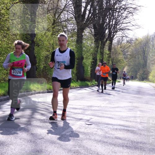 12.04.2026 - 45. Internationalen Wilhelmsburger Insellauf Yannick Fuchs http://msf.ph/oto/9487799 12.04.2026 10:38:29 Laufen 3326, 355 meine-sportfotos.de