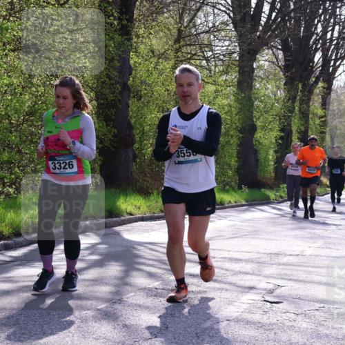 12.04.2026 - 45. Internationalen Wilhelmsburger Insellauf Yannick Fuchs http://msf.ph/oto/9487801 12.04.2026 10:38:30 Laufen 3326, 3550, 3550, 4659 meine-sportfotos.de