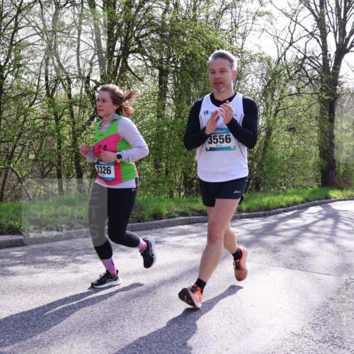 12.04.2026 - 45. Internationalen Wilhelmsburger Insellauf Yannick Fuchs http://msf.ph/oto/9487825 12.04.2026 10:38:31 Laufen 3326, 3, 3556 meine-sportfotos.de