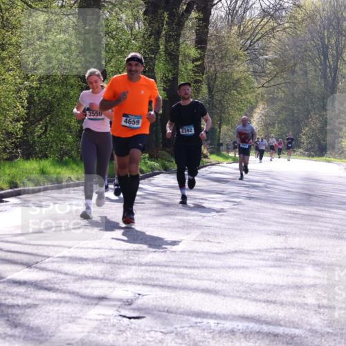 12.04.2026 - 45. Internationalen Wilhelmsburger Insellauf Yannick Fuchs http://msf.ph/oto/9487832 12.04.2026 10:38:32 Laufen 3550, 4659, 2392, 3855 meine-sportfotos.de