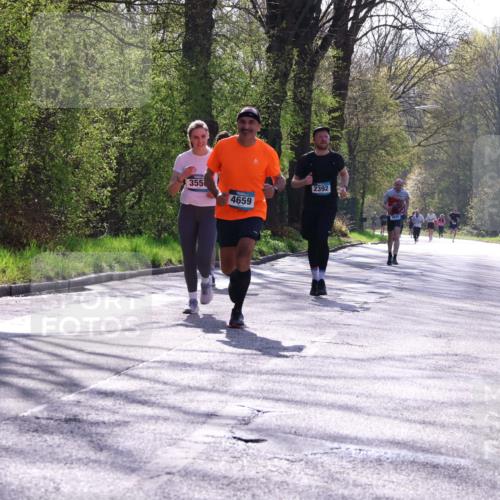 12.04.2026 - 45. Internationalen Wilhelmsburger Insellauf Yannick Fuchs http://msf.ph/oto/9487833 12.04.2026 10:38:32 Laufen 355, 4659, 2392, 3855 meine-sportfotos.de