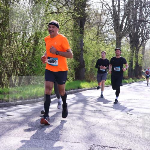 12.04.2026 - 45. Internationalen Wilhelmsburger Insellauf Yannick Fuchs http://msf.ph/oto/9487876 12.04.2026 10:38:35 Laufen 4659, 2392, 036 meine-sportfotos.de