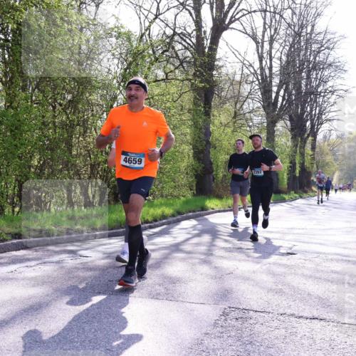 12.04.2026 - 45. Internationalen Wilhelmsburger Insellauf Yannick Fuchs http://msf.ph/oto/9487880 12.04.2026 10:38:36 Laufen 4659, 2392 meine-sportfotos.de