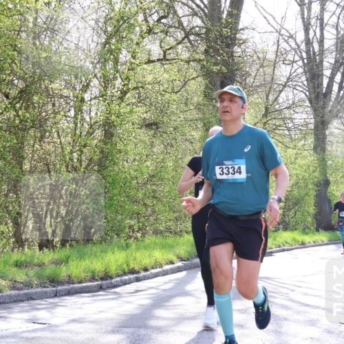12.04.2026 - 45. Internationalen Wilhelmsburger Insellauf Yannick Fuchs http://msf.ph/oto/9487910 12.04.2026 10:32:59 Laufen 3334, 2813, 5824 meine-sportfotos.de