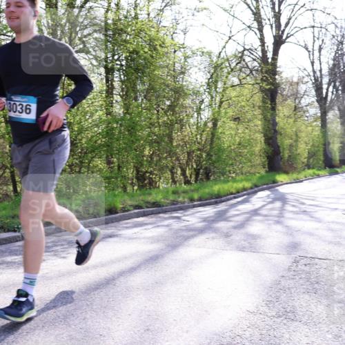 12.04.2026 - 45. Internationalen Wilhelmsburger Insellauf Yannick Fuchs http://msf.ph/oto/9487918 12.04.2026 10:38:39 Laufen 3036 meine-sportfotos.de